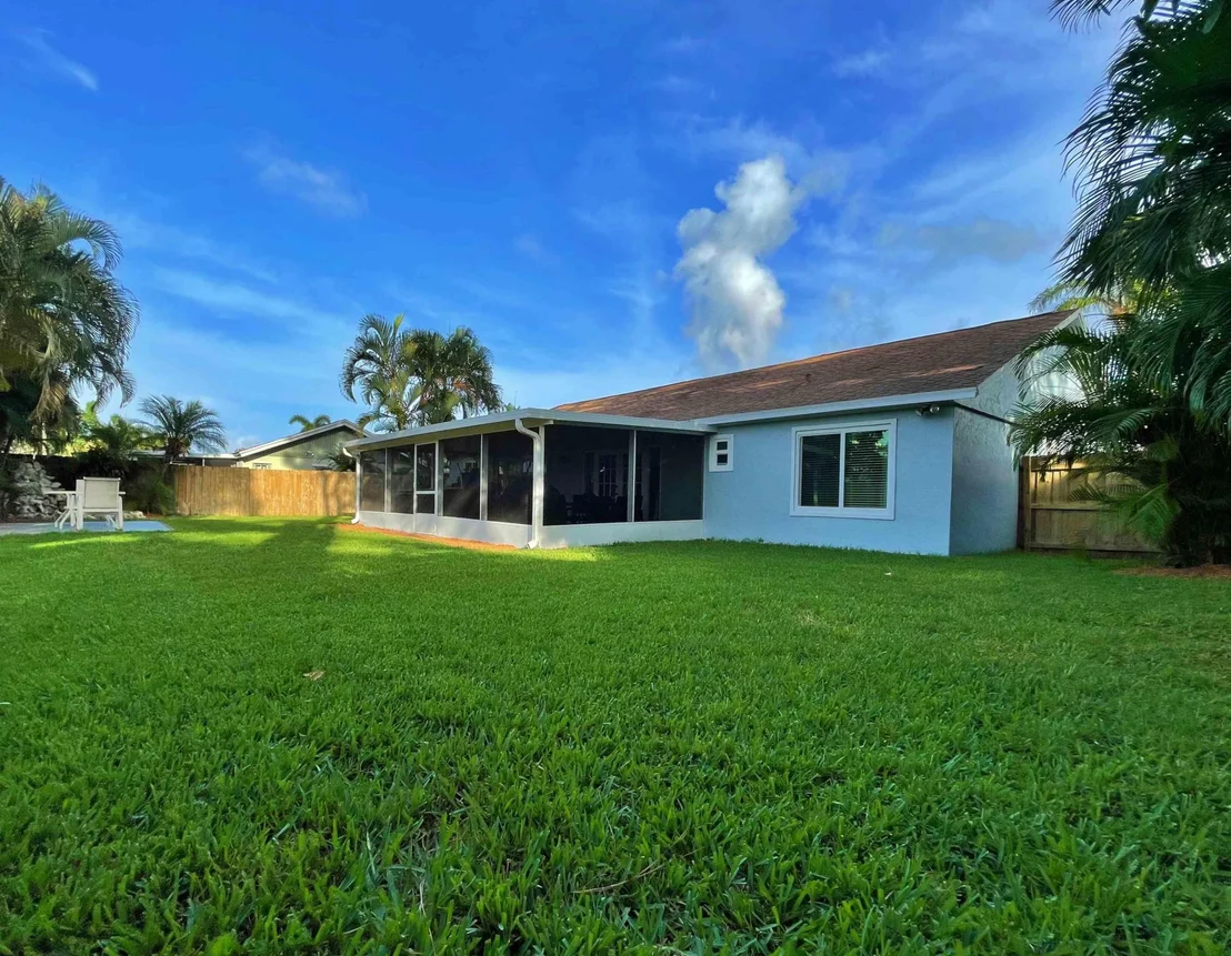 Photo of 3953 Winfield Road