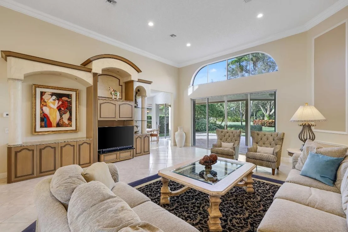 Photo of 7633 La Corniche Circle