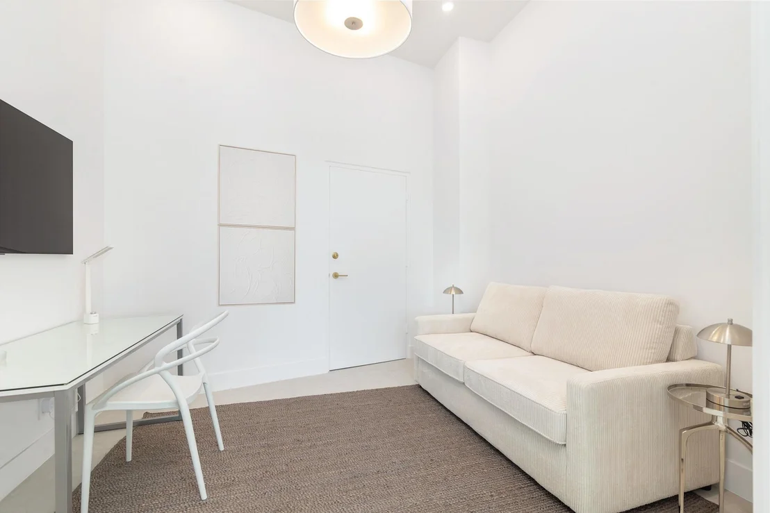 Photo of Unit 606A at 44 Cocoanut Row
