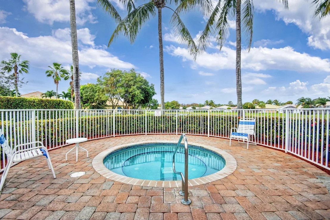 Photo of 8638 Lineyard Cay