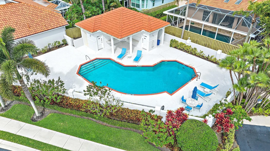 Photo of 203 Eagleton Estate Boulevard