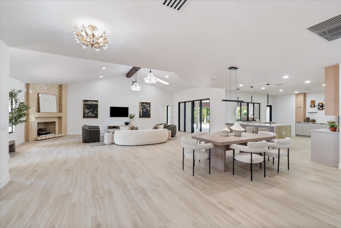 Photo of 460 Glenbrook Drive
