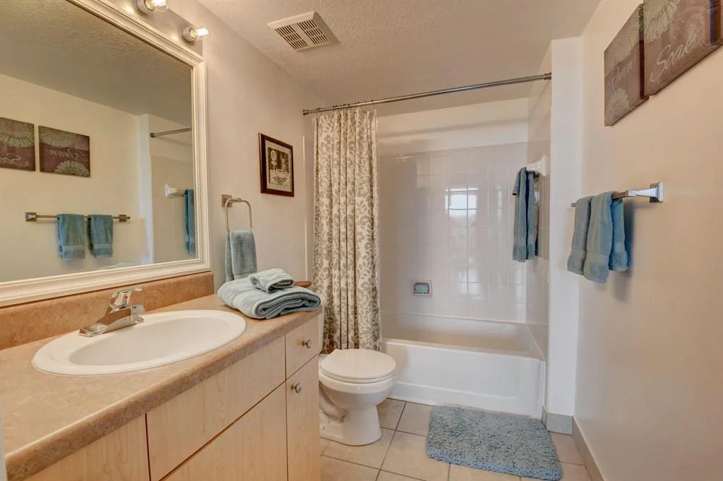 Photo of Unit 423 at 423 Villa Circle