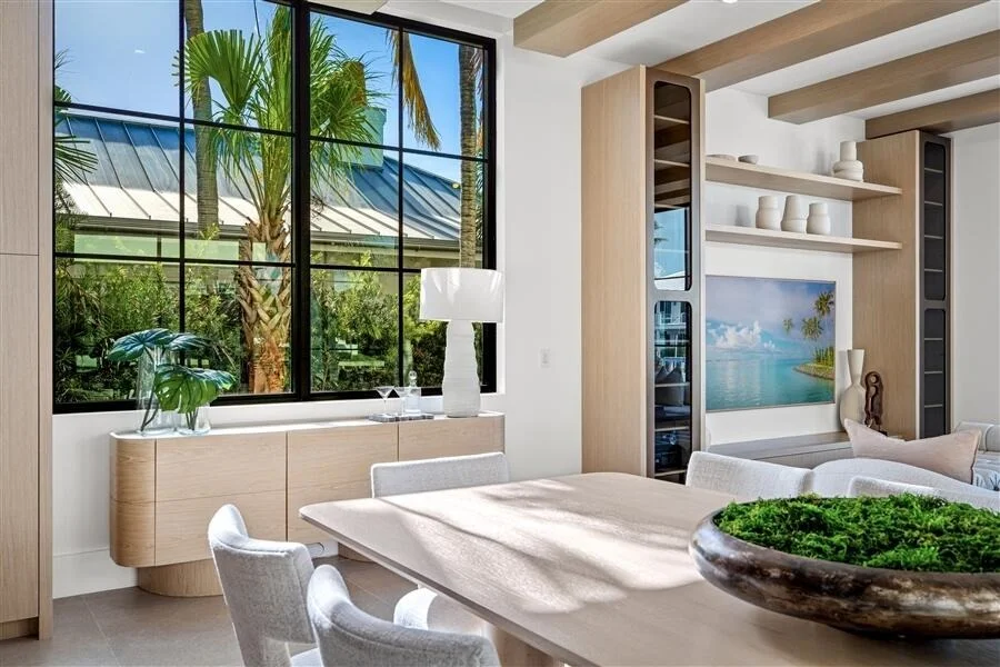Photo of 1117 BEACH Drive