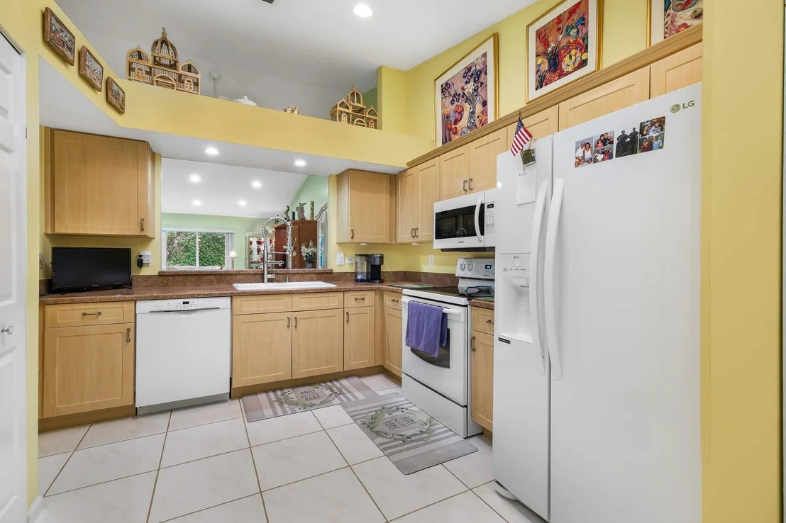 Photo of Unit A at 9986 Seacrest Circle