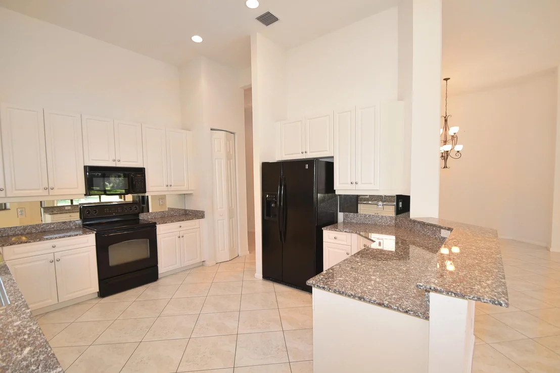 Photo of 6943 Boscanni Drive