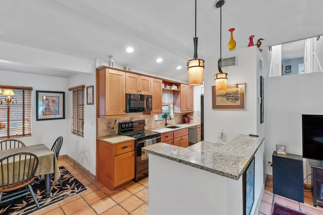 Photo of 4166 NE Sunset Drive