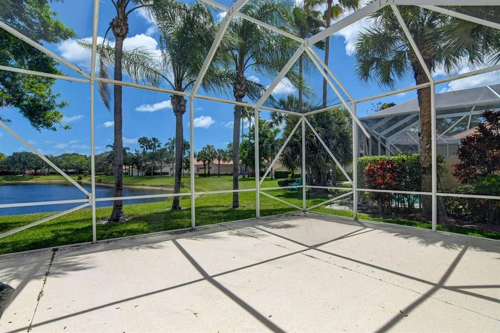 Photo of 2065 Valencia Drive