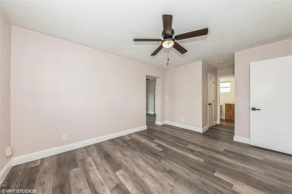 Photo of 2313 Bermuda Drive