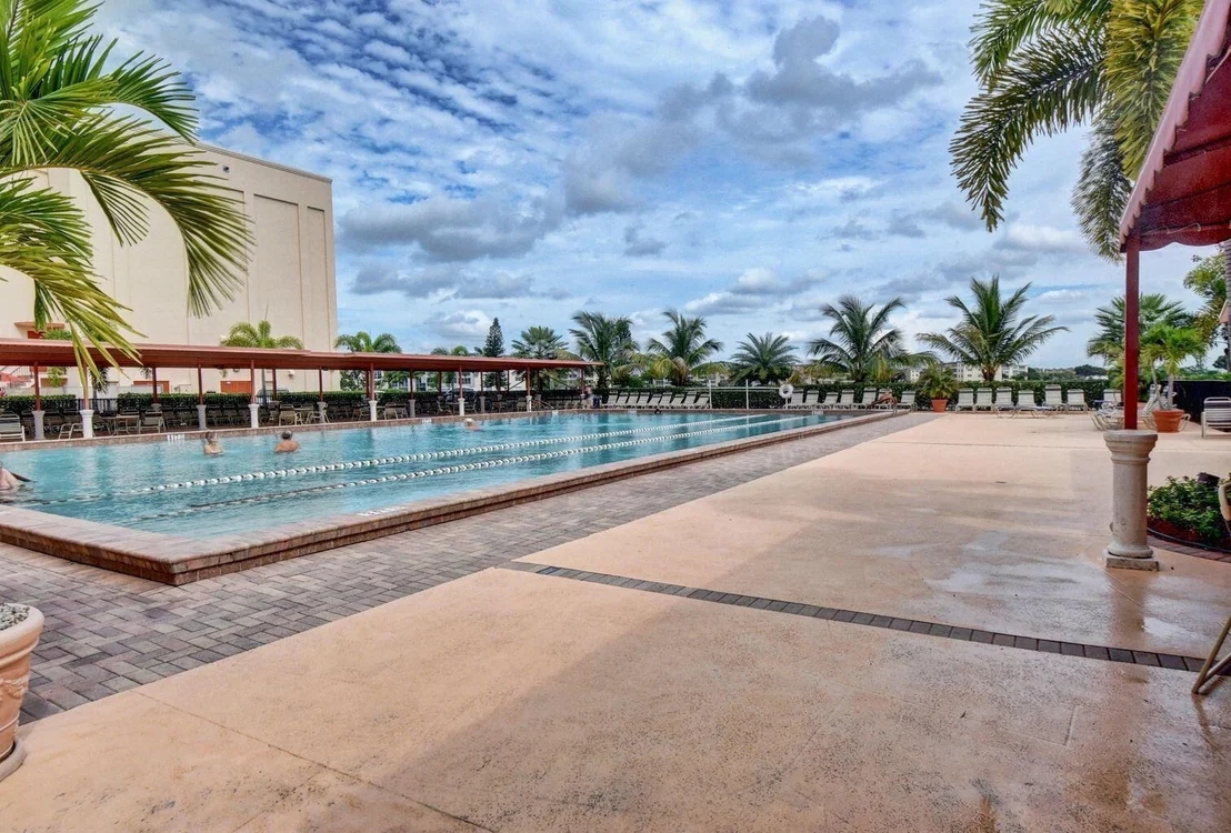 Photo of 3080 Cornwall D