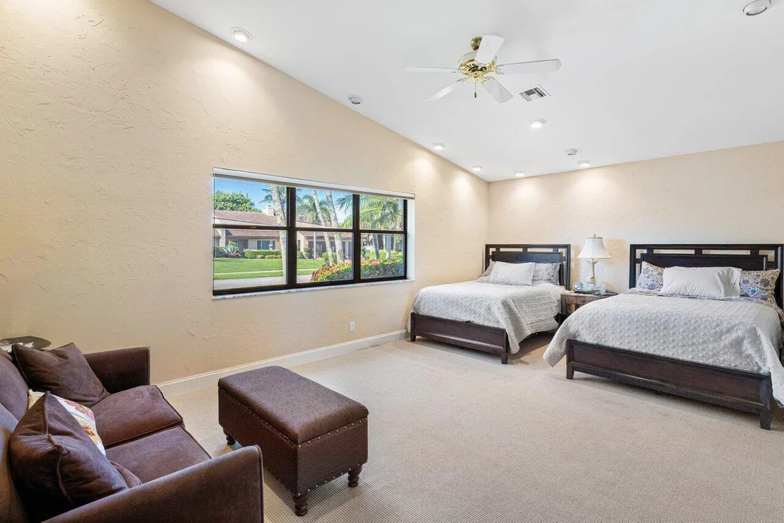 Photo of 4770 Tree Fern Drive