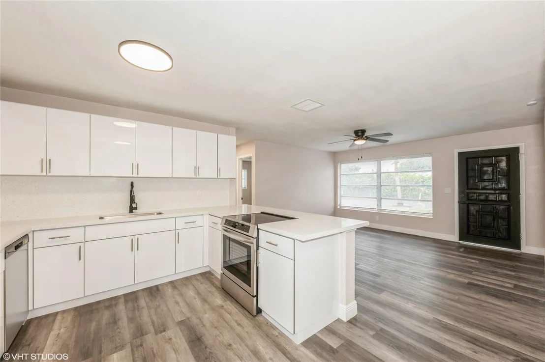 Photo of 2313 Bermuda Drive