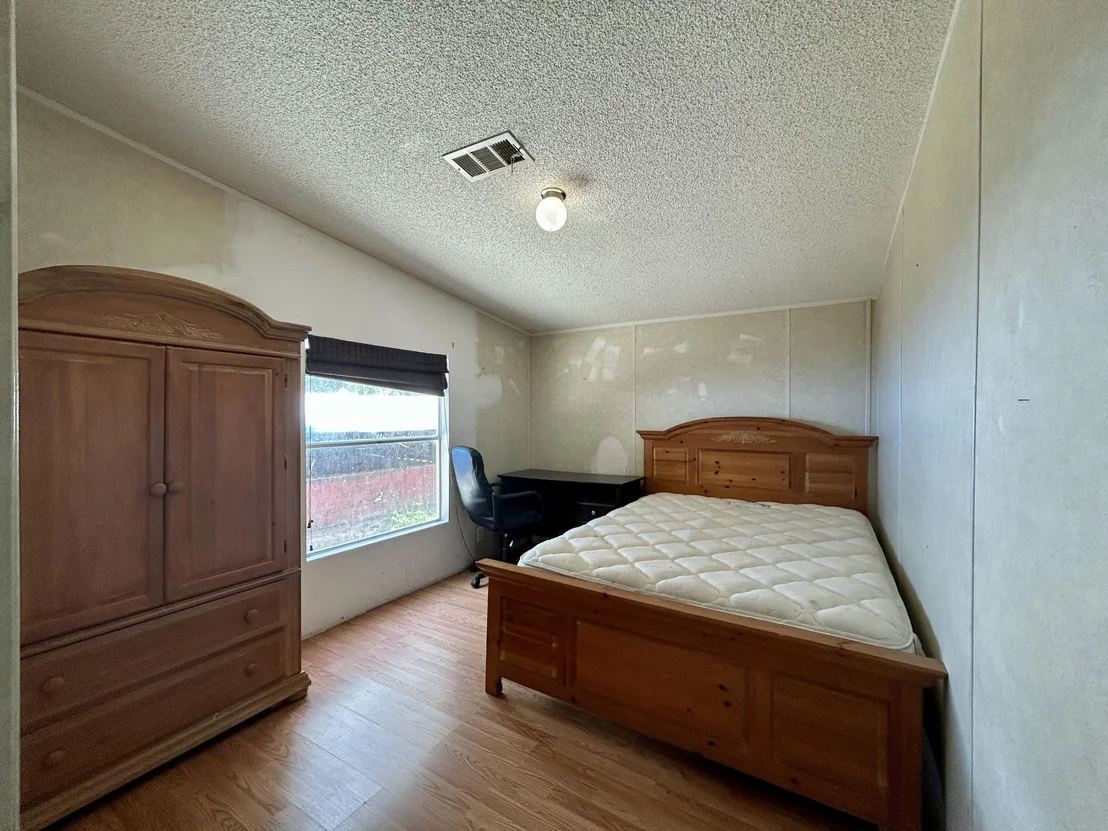 Photo of 10810 NW 8th Avenue
