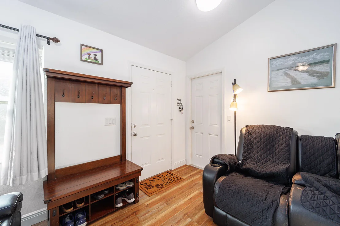 Photo of 7191 Hemlock Road