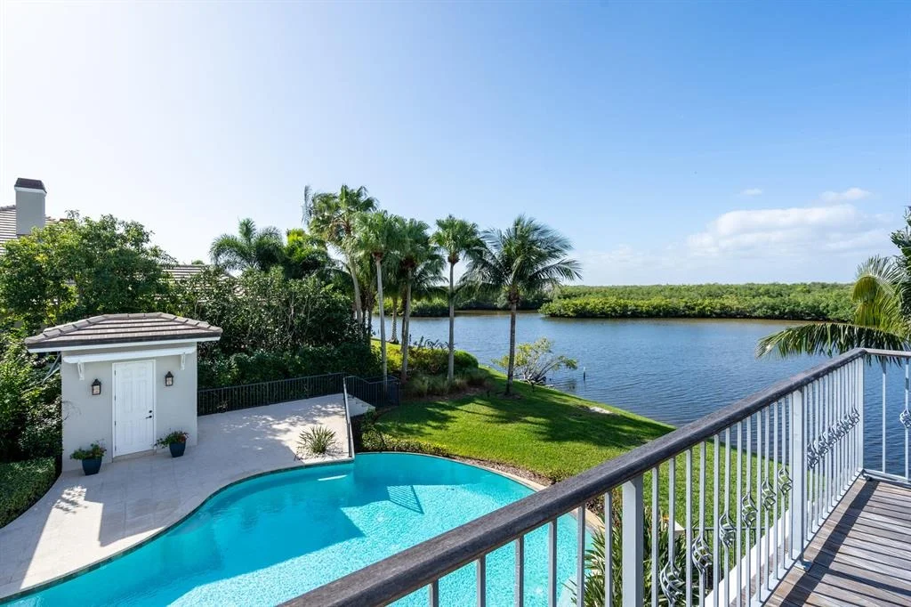 Photo of 535 White Pelican Circle