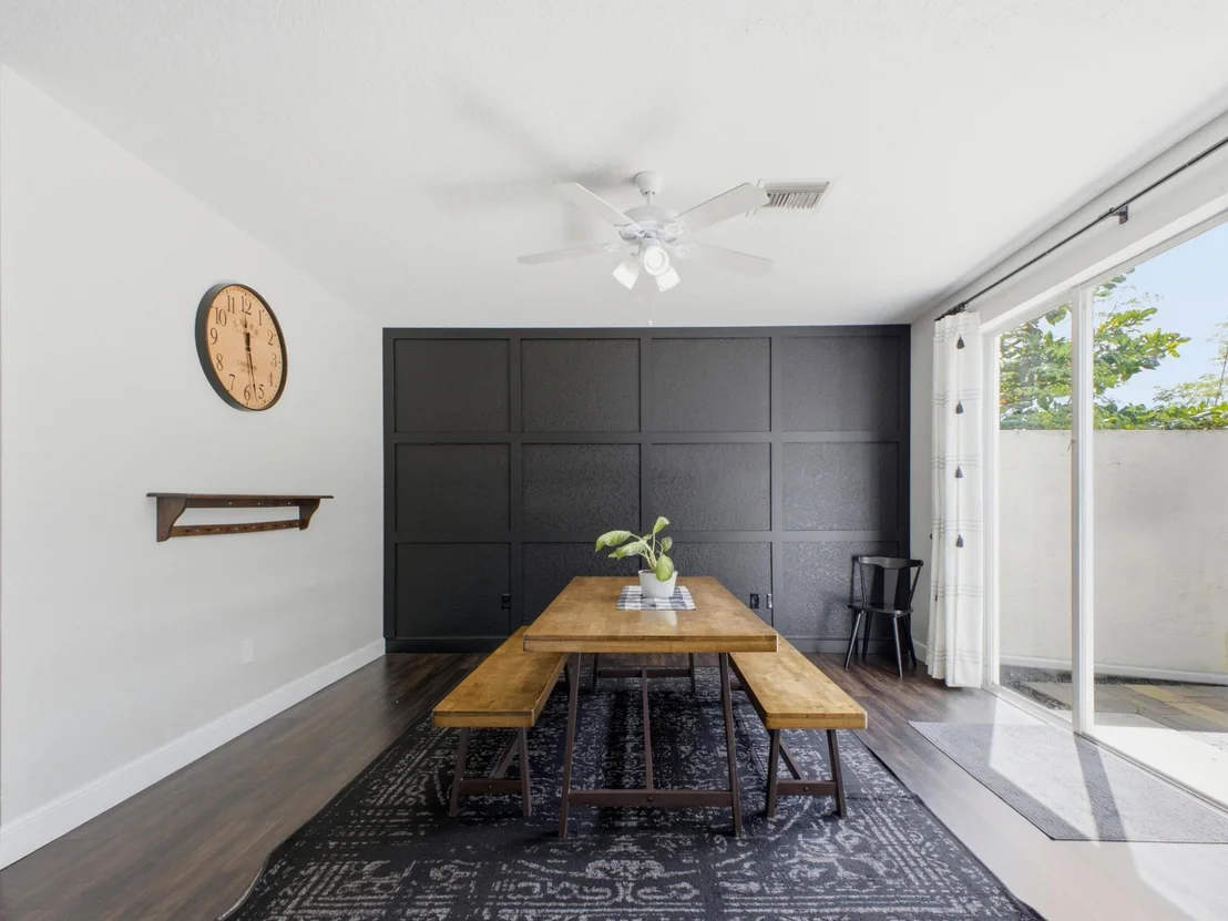 Photo of 5676 Azalea Circle