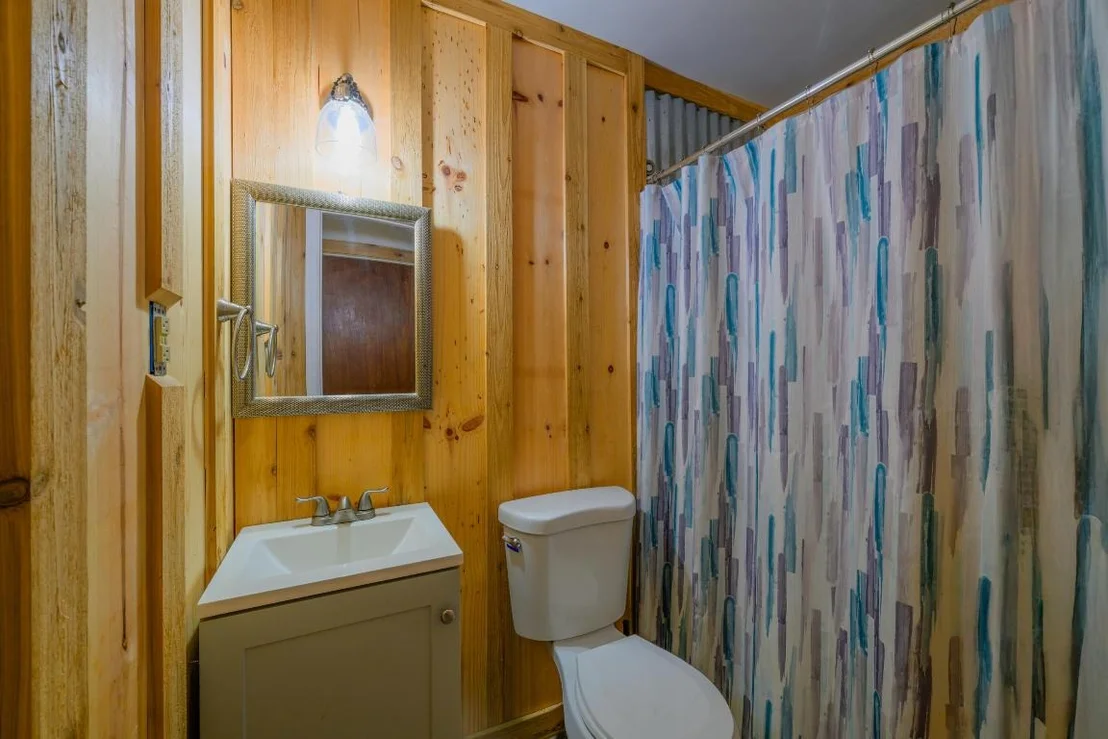 Photo of 588 NE 28th Avenue
