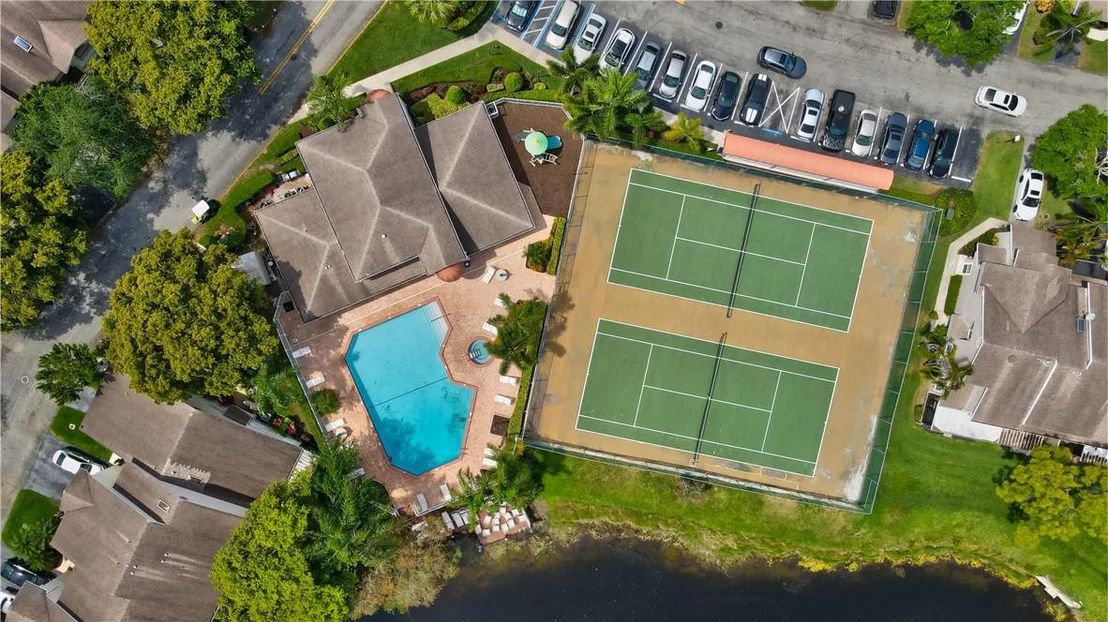 Photo of 2028 Discovery Circle
