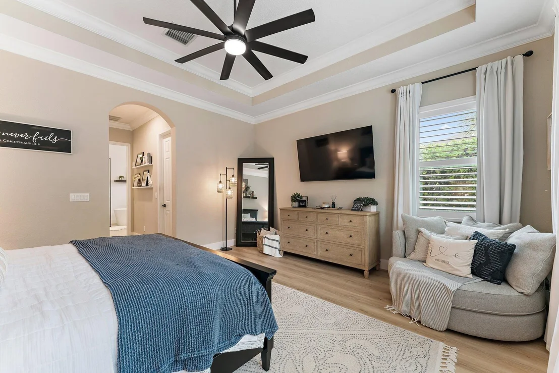 Photo of 8337 SW Marin Drive