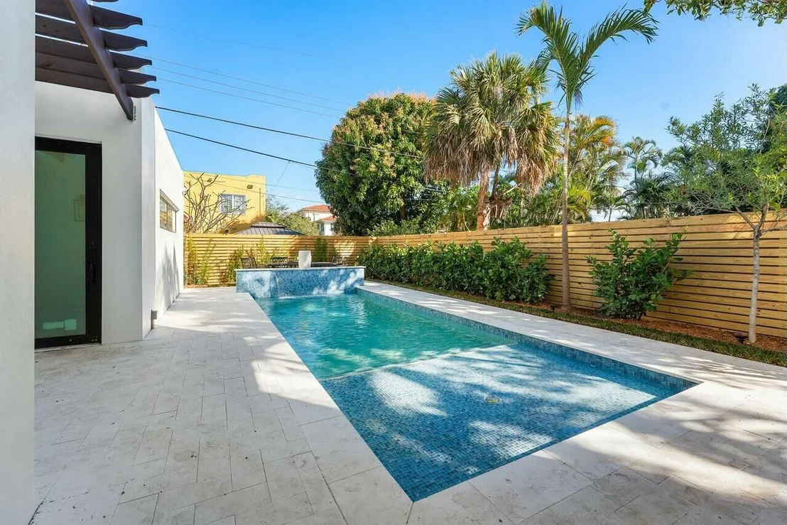 Photo of 338 Cornell Drive