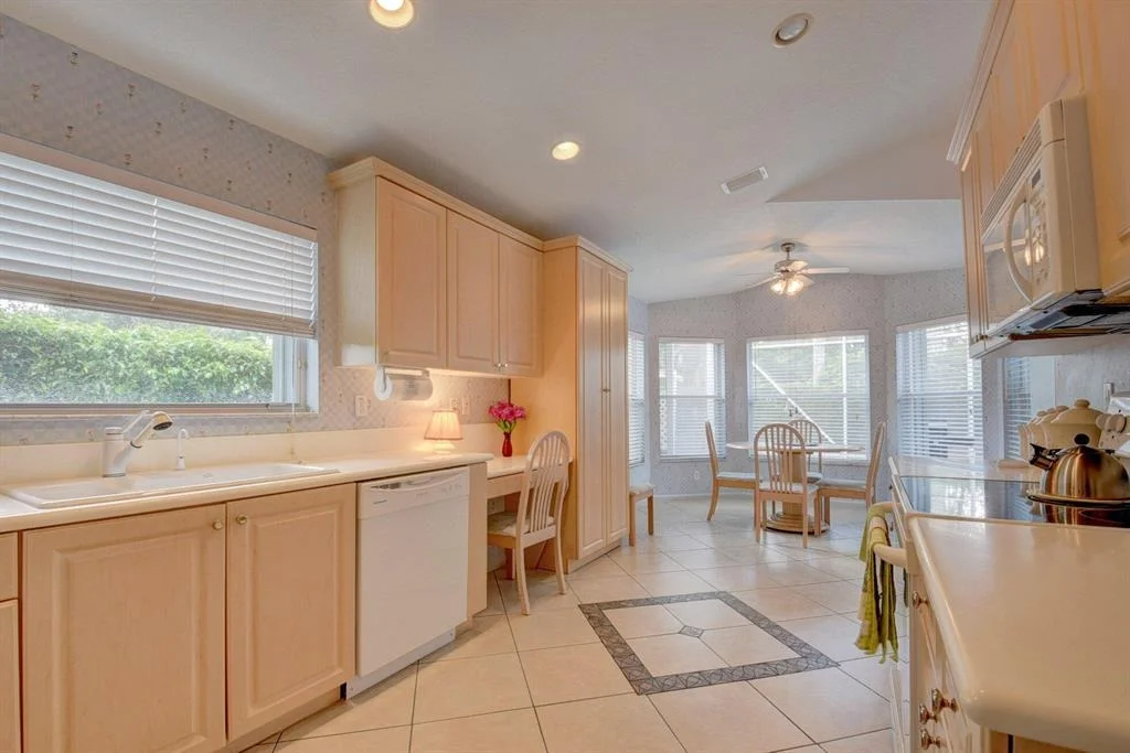 Photo of 7737 Lighthouse Point Lane