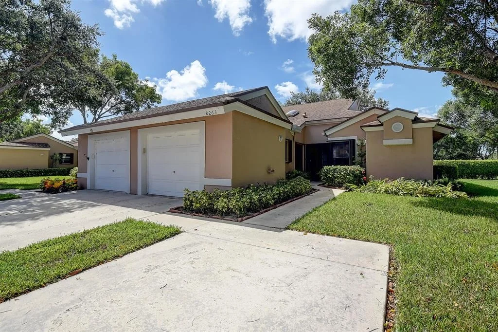 Photo of 8263 Springlake Drive