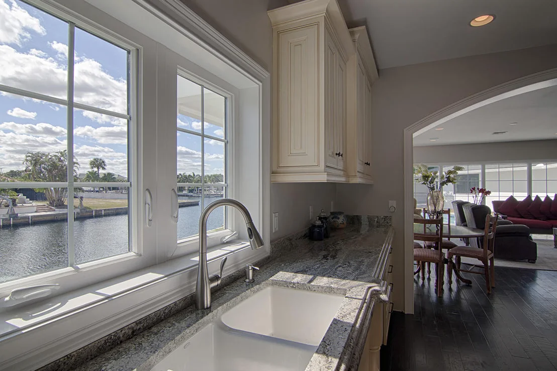 Photo of 648 Riverside Road