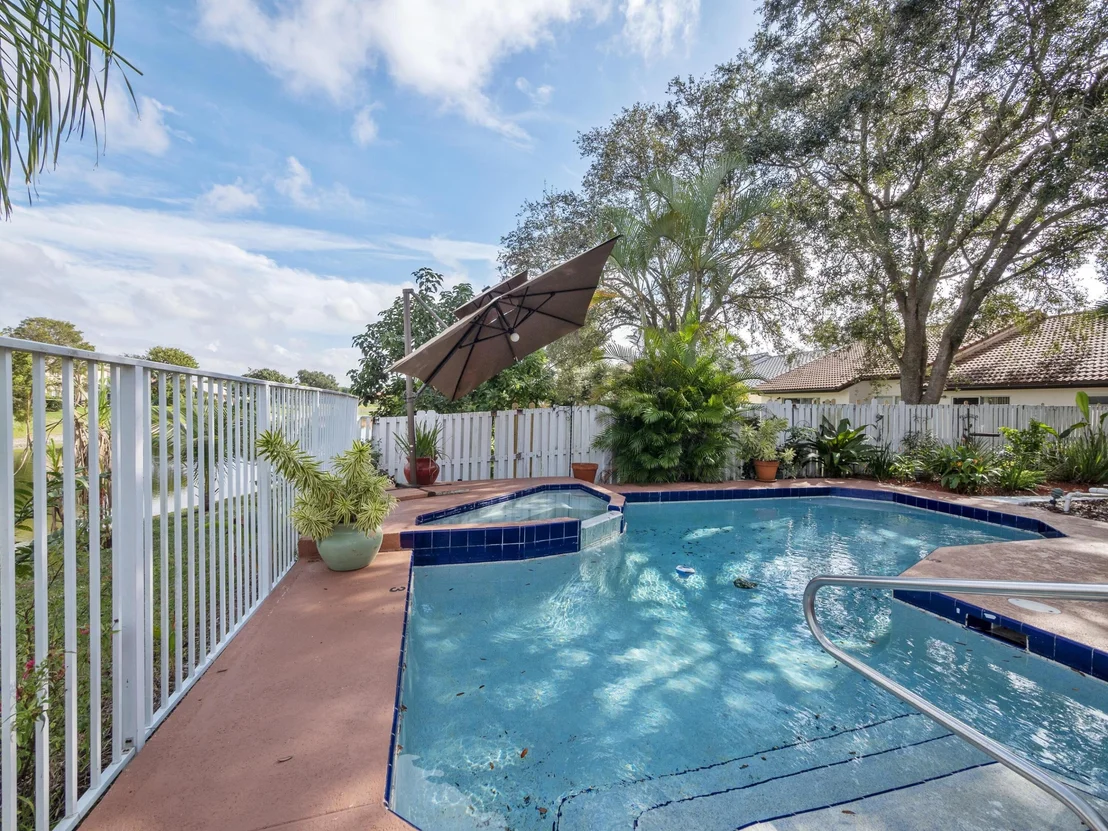 Photo of 10837 Palm Spring Drive