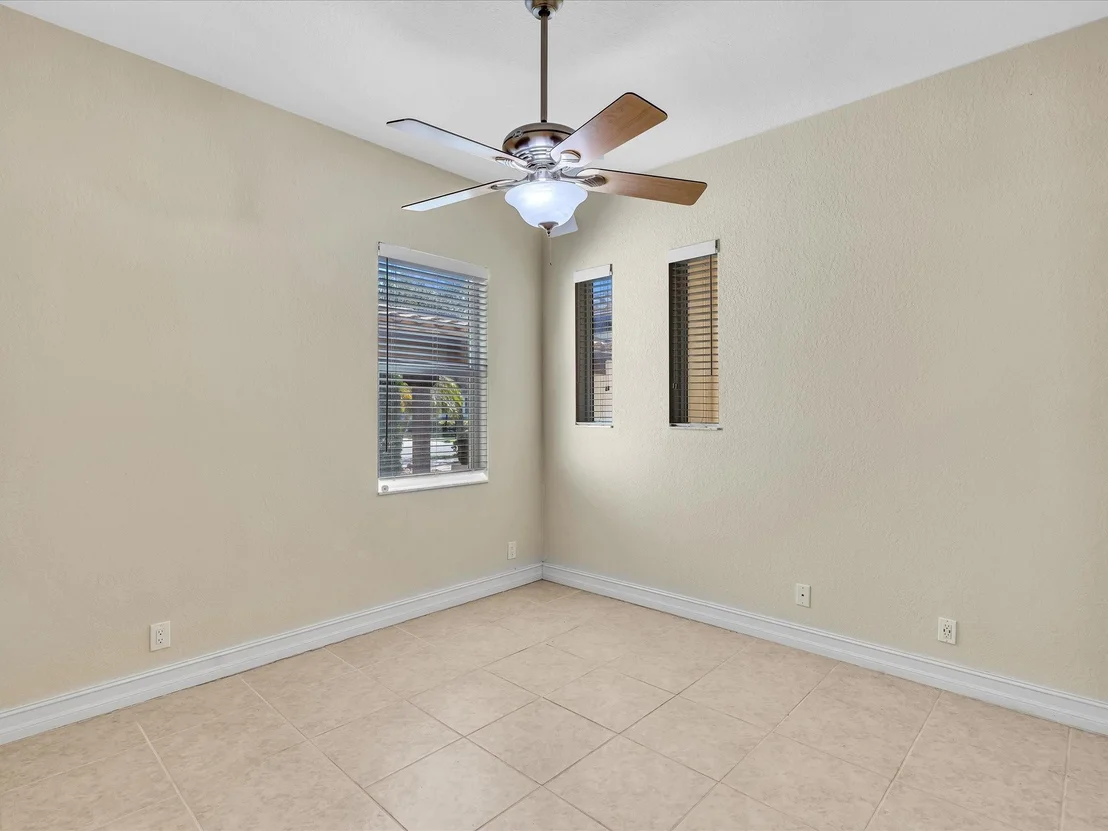 Photo of 7839 NW 112th Way