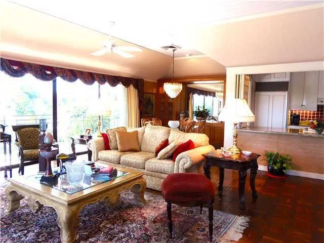 Photo of 960 Indigo Point