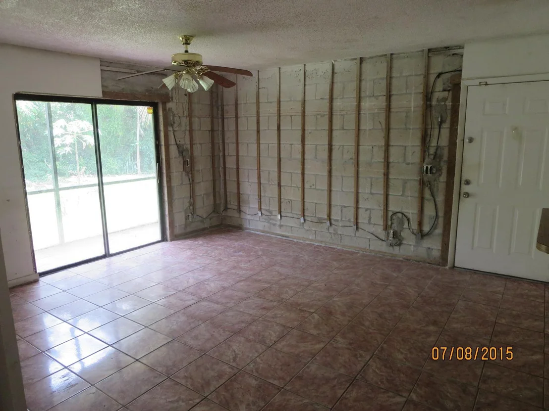 Photo of Unit 104 at 567 Trace Circle