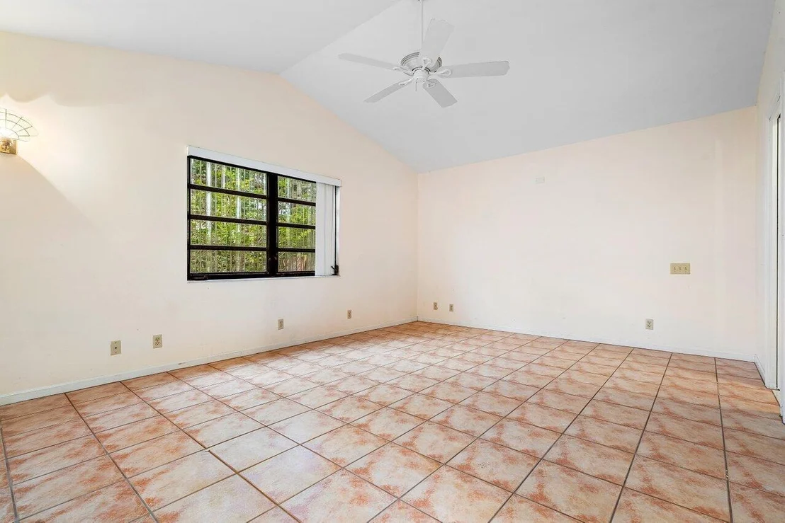 Photo of 4744 Dolphin Drive