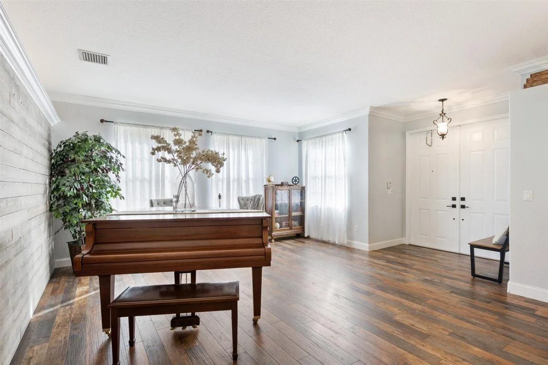 Photo of 2081 Reston Circle