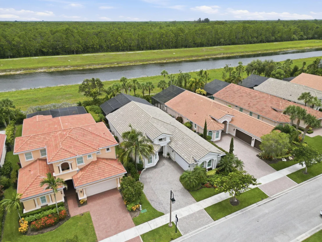 Photo of 260 Carina Drive
