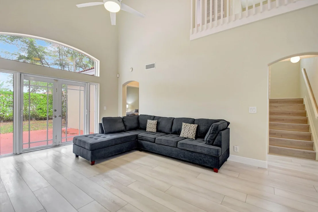 Photo of 6892 Silverado Terrace