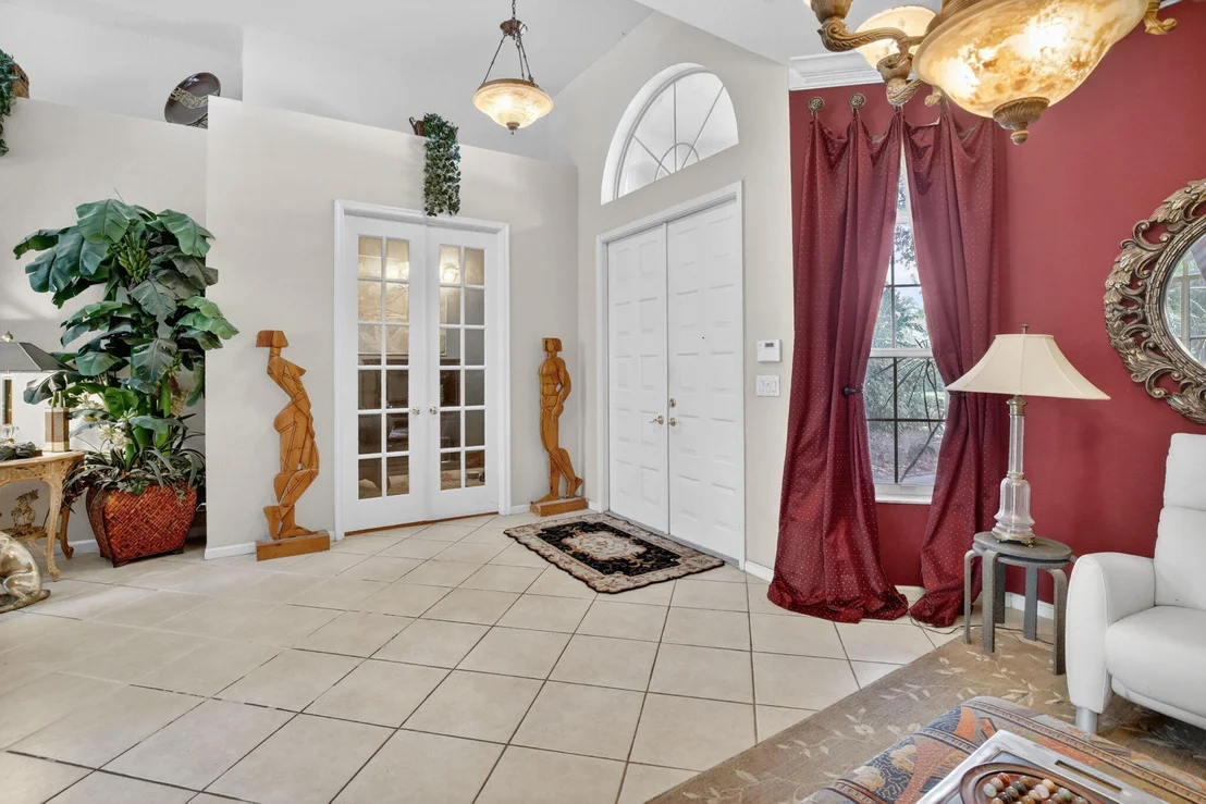 Photo of 8106 N Savannah Circle