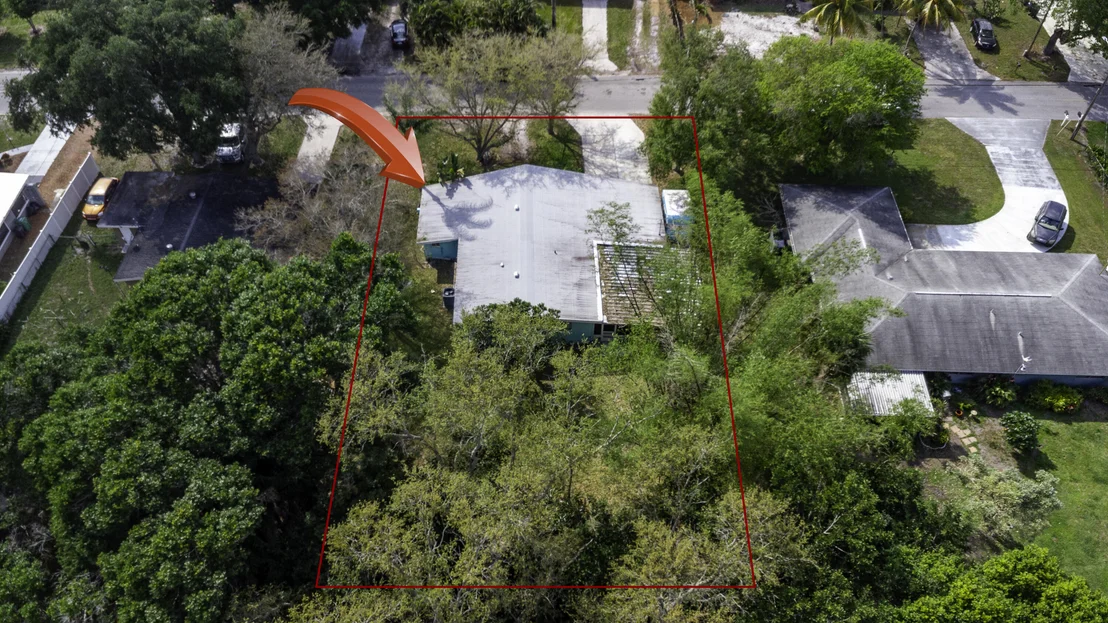 Photo of 3030 Summit Street