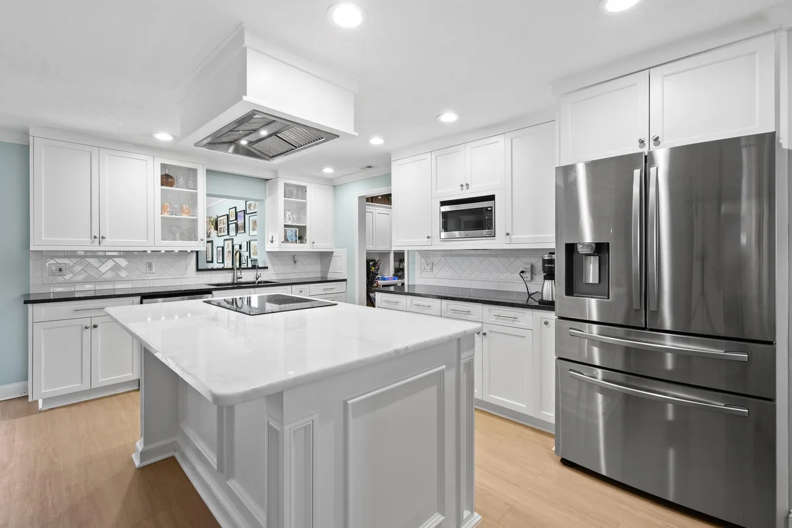 Photo of 106 Windsor Road E