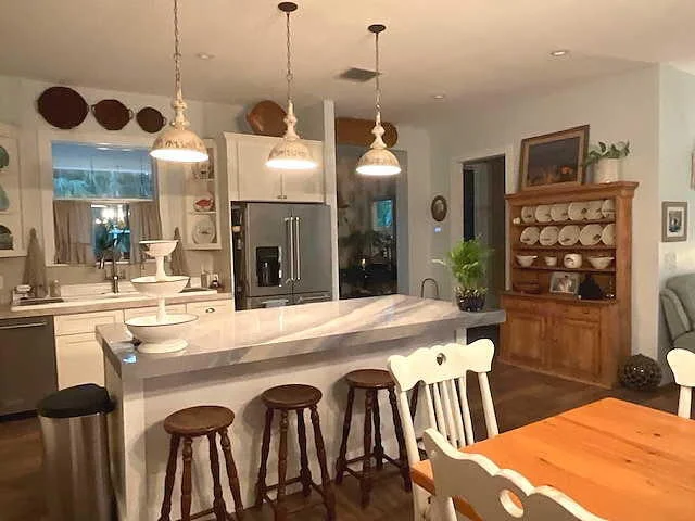 Photo of 6418 Riverland Drive