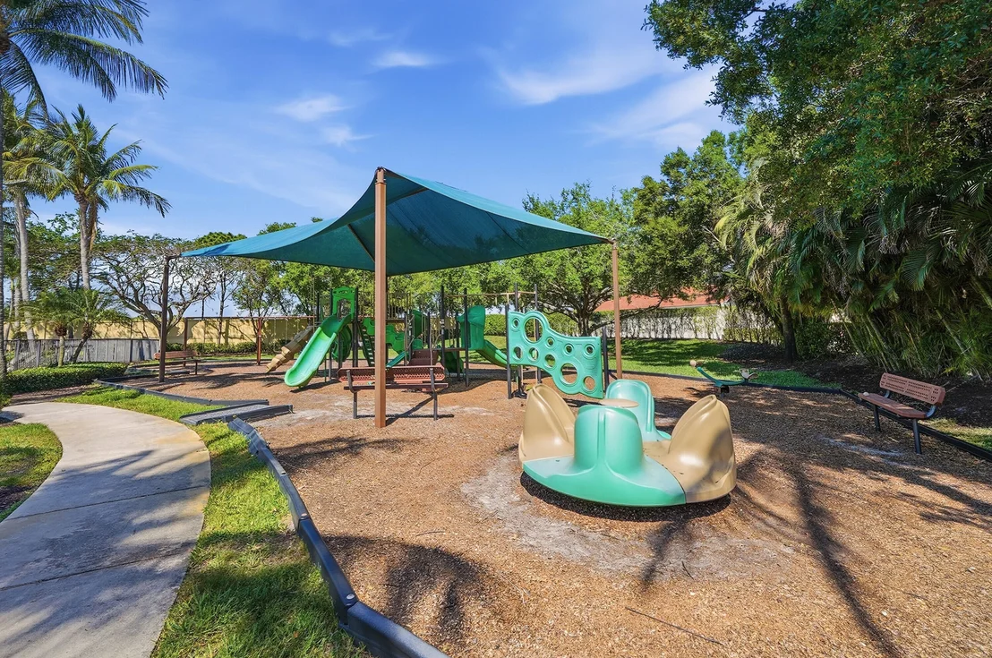 Photo of 16155 Rosecroft Terrace