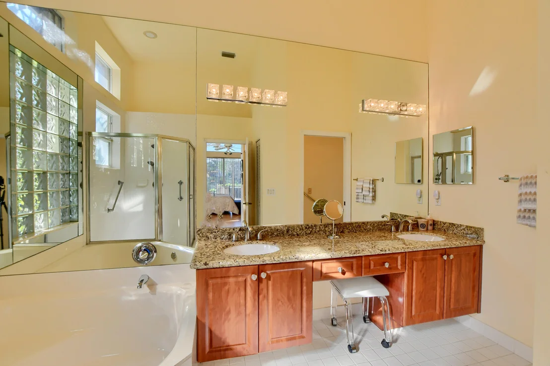 Photo of 10641 St Thomas Drive