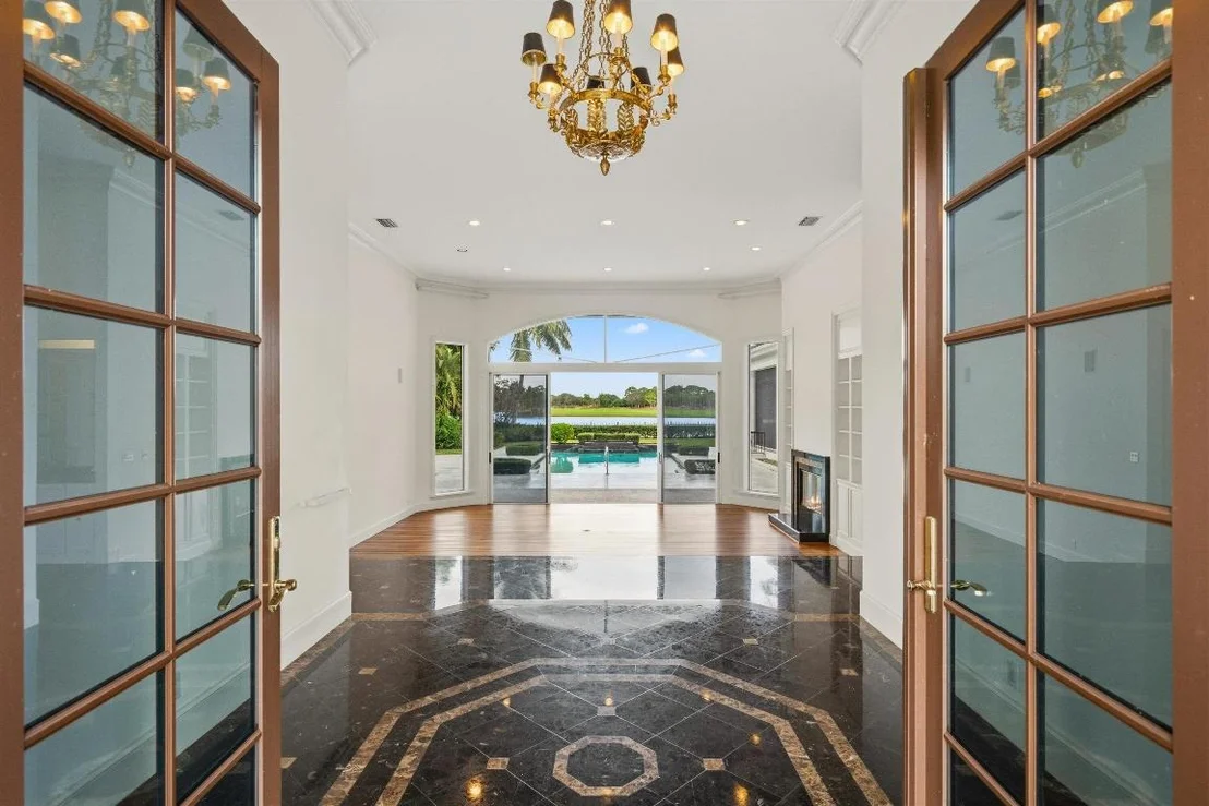 Photo of 224 Locha Drive