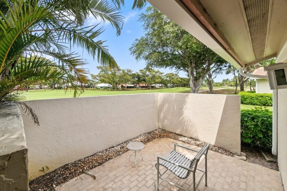 Photo of 25 Glens Drive W
