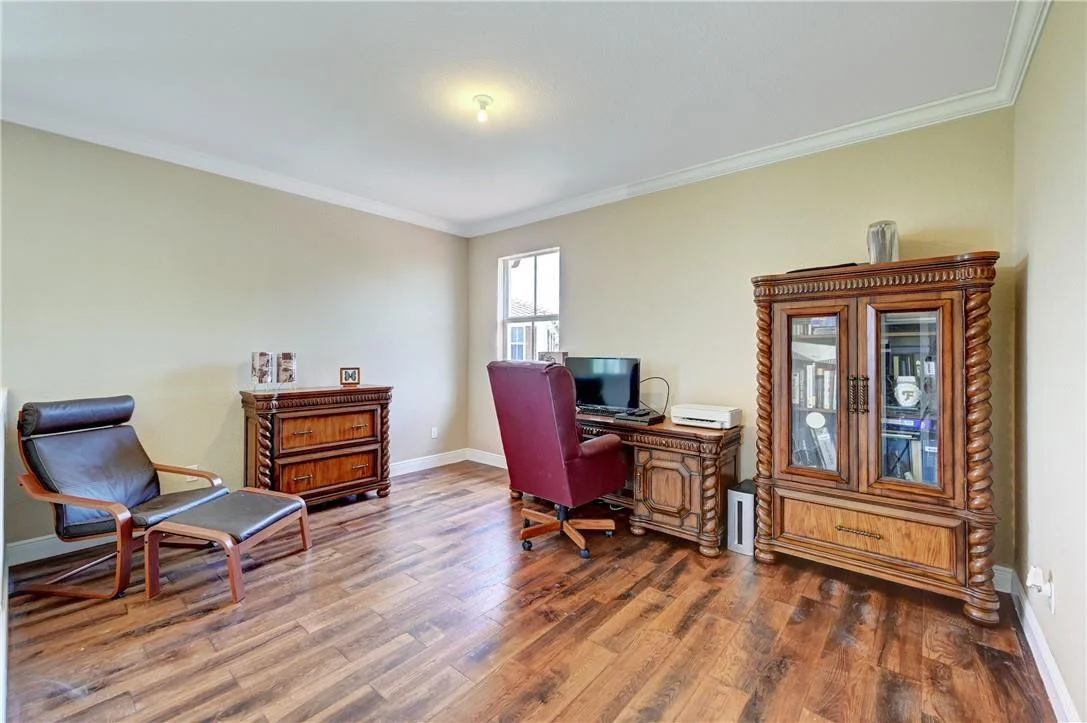 Photo of 8631 S Lakeside Bend