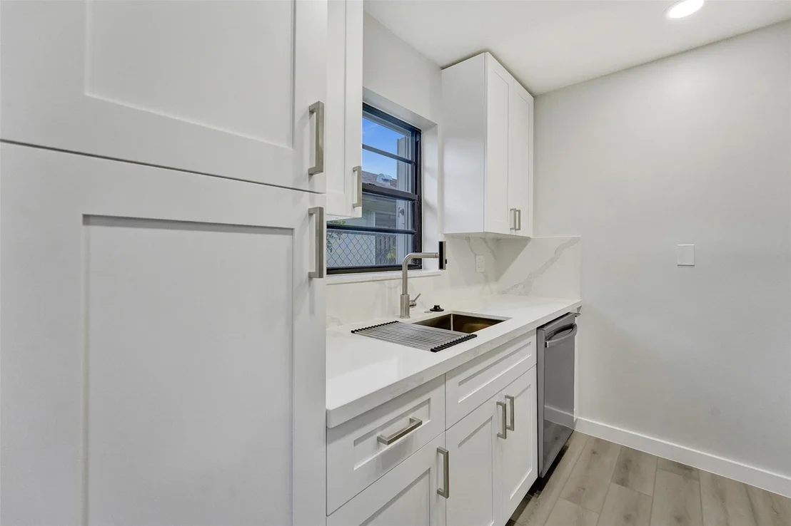 Photo of 4250 W 10th Avenue