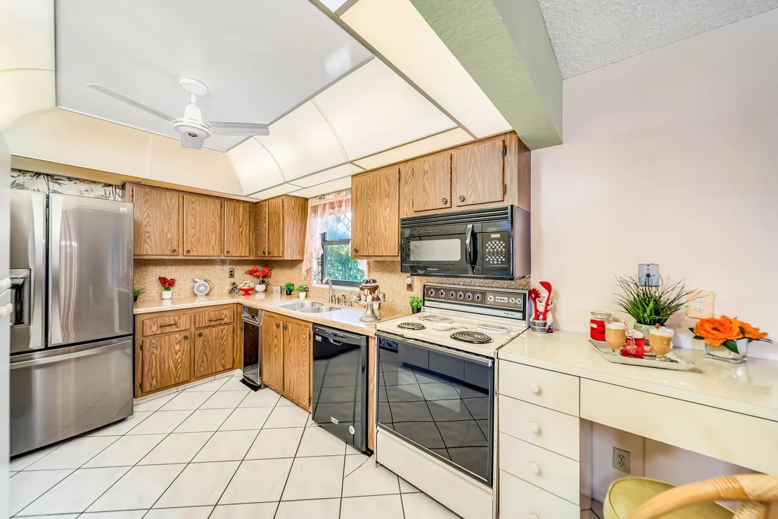 Photo of 19491 Colorado Circle
