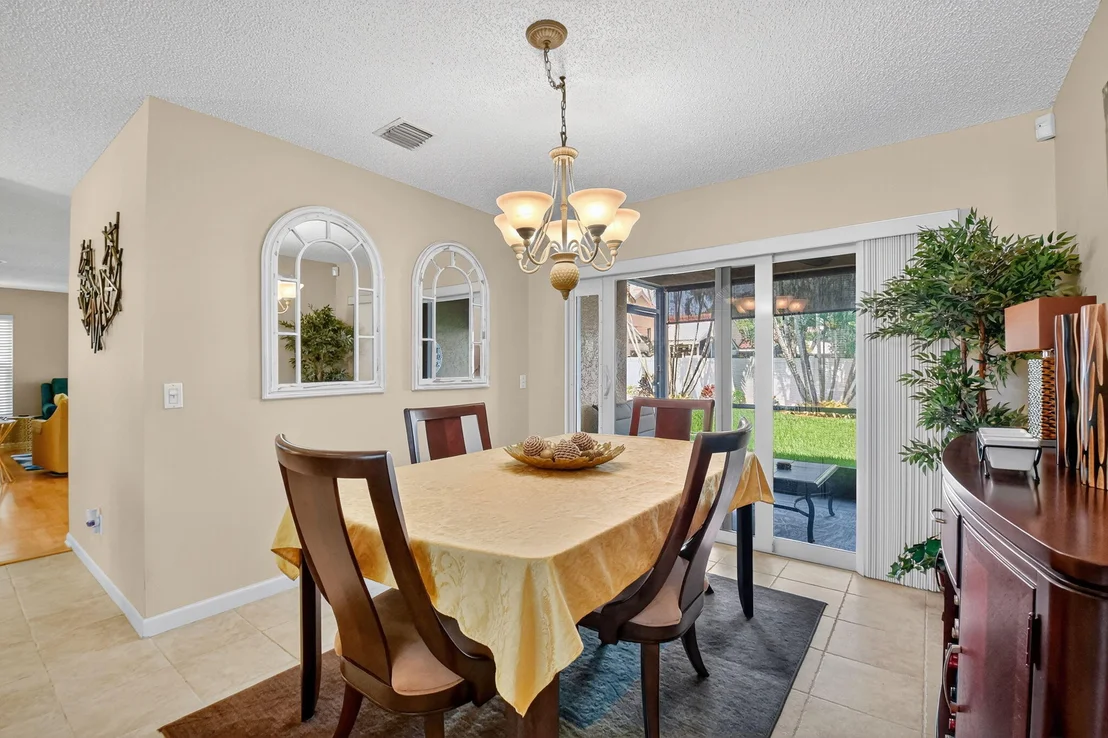 Photo of 7381 Chesapeake Circle