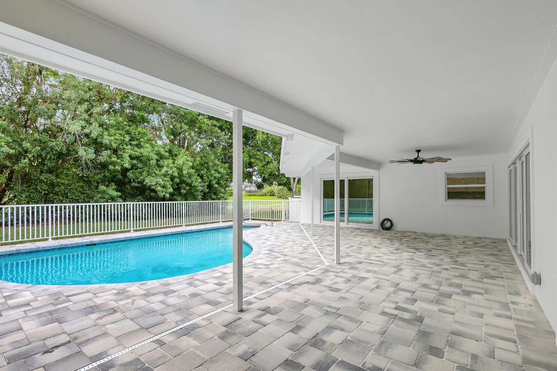 Photo of 3111 SE Fairway West E