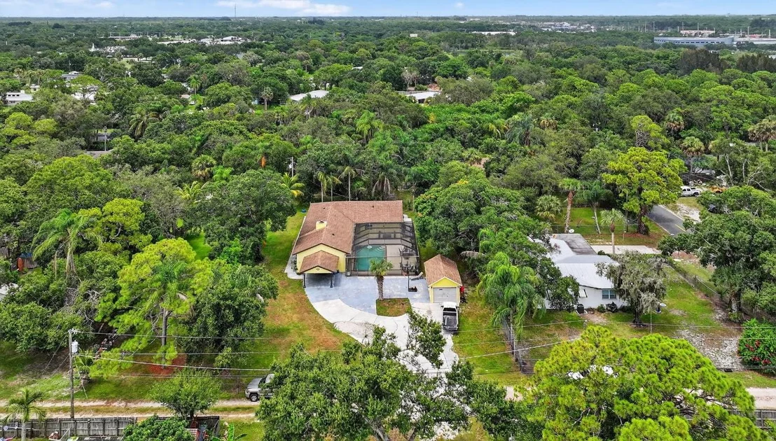 Photo of 600 Gopher Hill Road