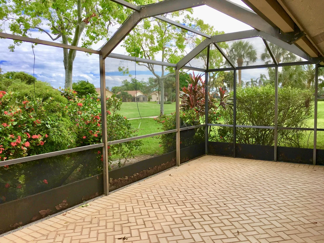 Photo of 5662 Willow Creek Manor